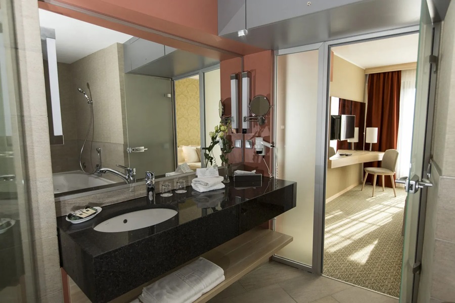 All Inclusive Hotel Ungarn Badezimmer
